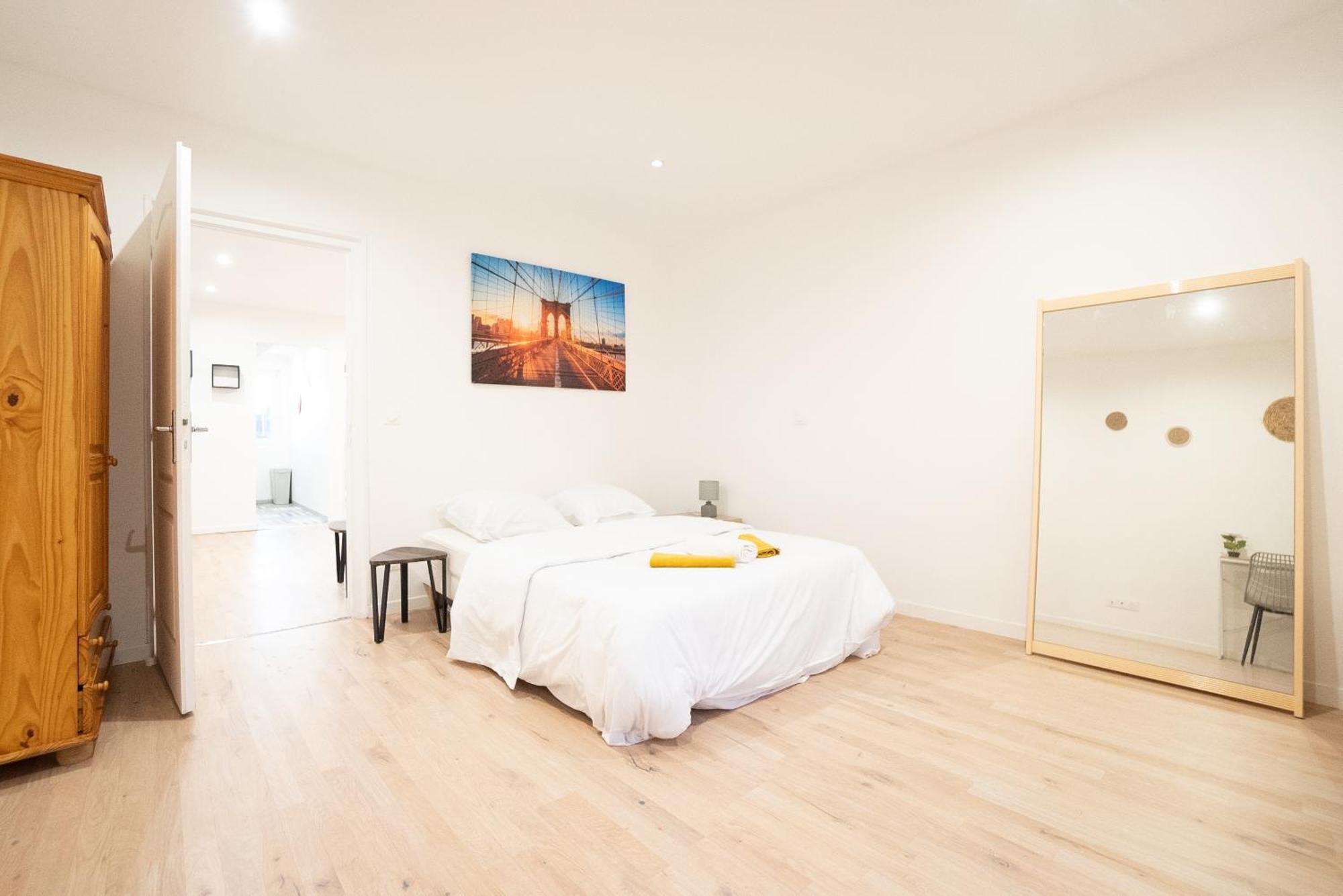 Budget Appart Avec Parking Au Centre-Ville Charleville-Mézières 外观 照片